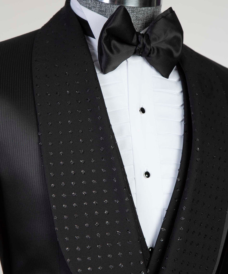 Shining Collar Tuxedo