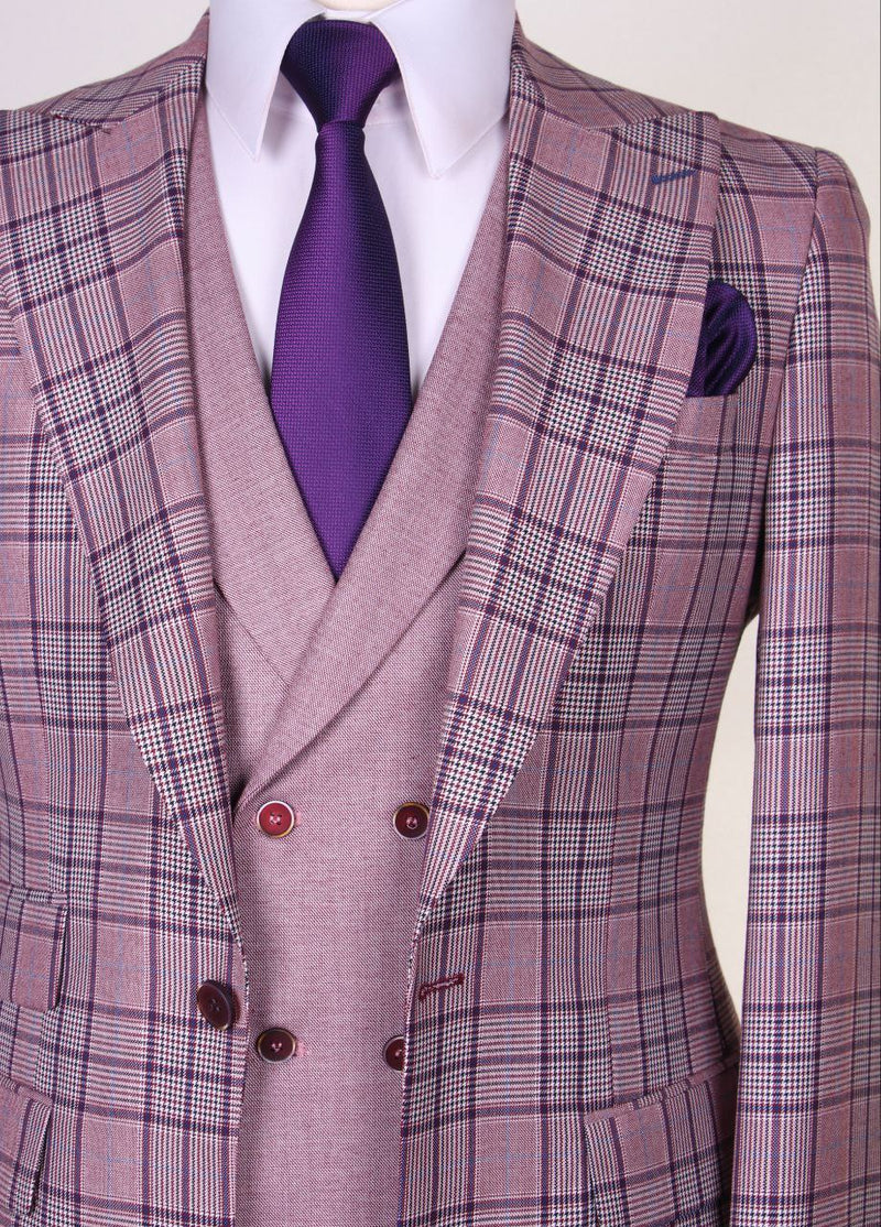 Rosé suit
